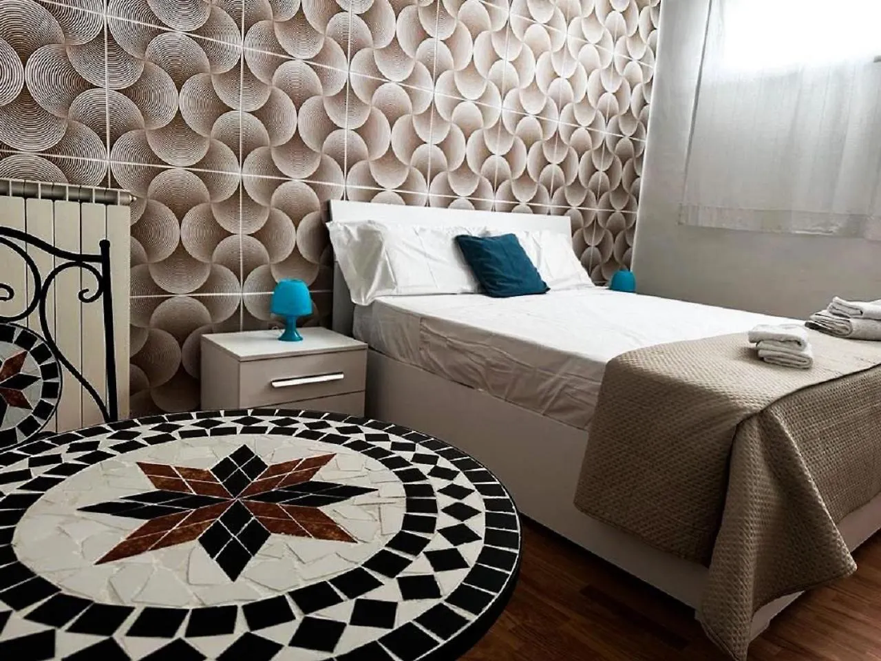 Hotel 4 Corone Napoli